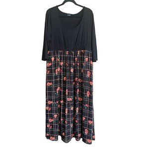 Torrid 2S, 18/20, 2X  Black, Red/Pink Floral Dress. Item #11667977